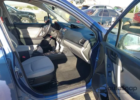 2018 Subaru Forester 2.5I Premium из США, поврежденный, VIN JF2SJADC3JH520763